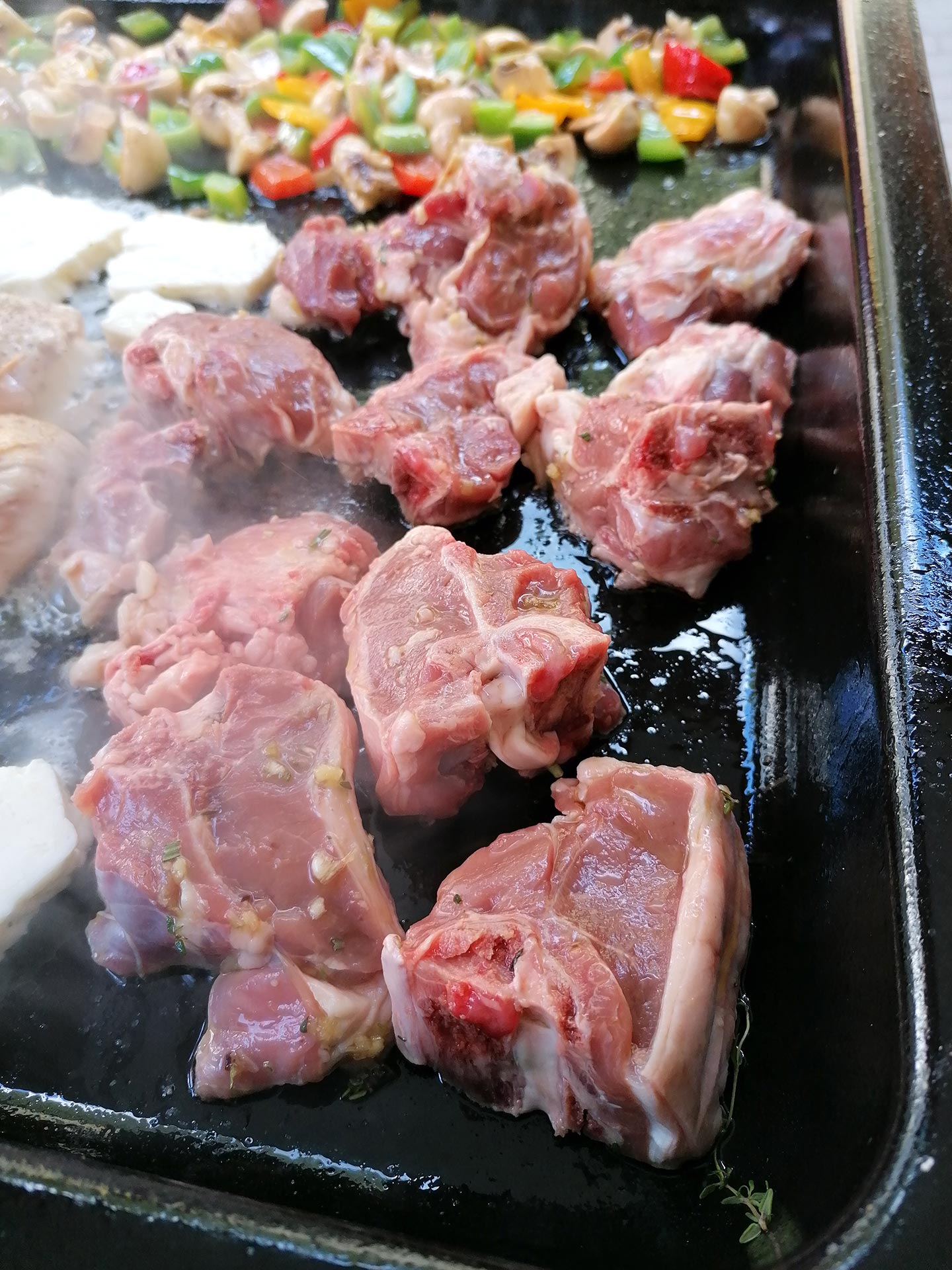 Gegrillte Koteletts &amp; Steaks - Biohof Scheikl